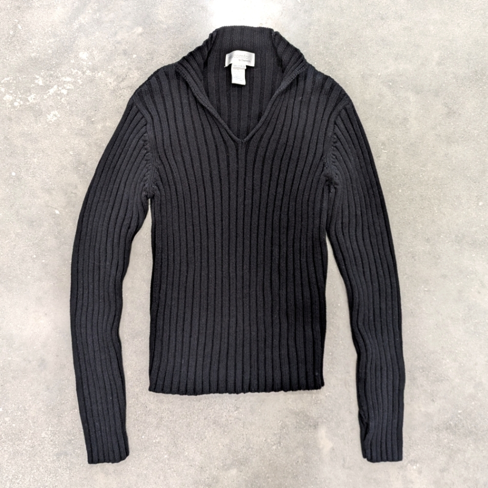 Vintage 90s Y2K Black V-Neck Knit Sweater